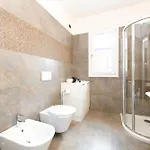 The Wind Rose Renovation 2025 Desenzanoloft Official Partner Homes & By Marriott Bonvoy 아파트 *