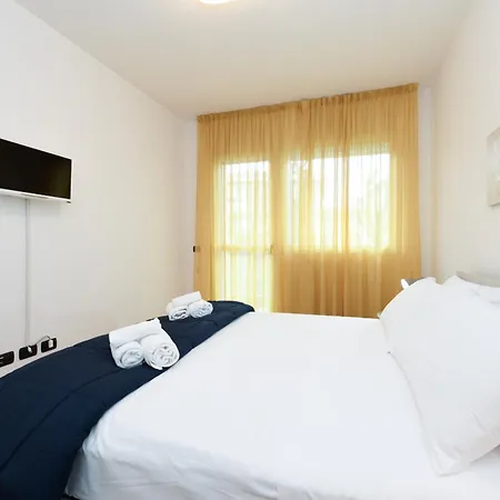 Lejlighed The Wind Rose Renovation 2025 Desenzanoloft Official Partner Homes & By Marriott Bonvoy Desenzano del Garda