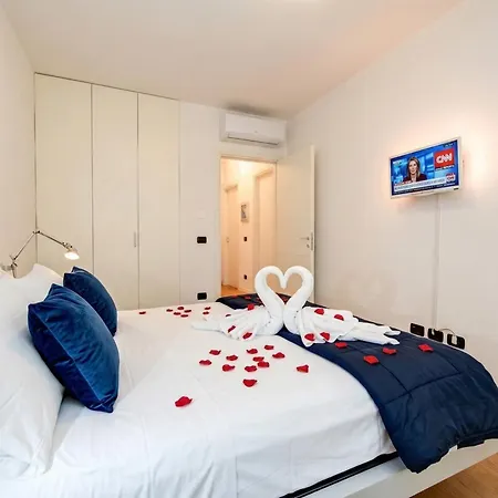 The Wind Rose Renovation 2025 Desenzanoloft Official Partner Homes & By Marriott Bonvoy 아파트